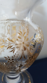 Geëtst vaasje met gouden decoratie