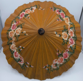 Papieren parasol met handgeschilderde bloemen