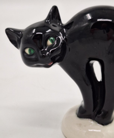 Zwarte Pretzel kat door Goebel