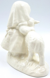 Meisje met lam door Goebel