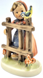 Hummel beeld 'Signs of Spring'