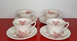 4 kop en schotels van Staffordshire