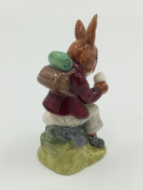 Royal Doulton - Billie Bunnykins Cooling off