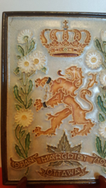 Cloisonné tegeltje "19 jan Margriet 1943 Ottawa"
