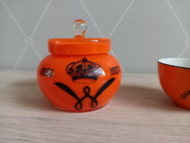 Potje en kopje regeringsjubileum Wilhelmina