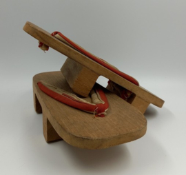 Geta / Japanse slippers van hout