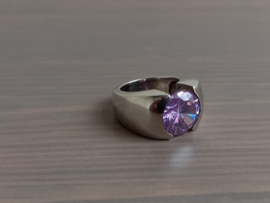 Zilveren Melano ring met lila steen