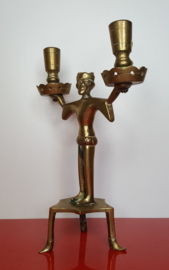Kandelaar van figuur voor twee kaarsen
