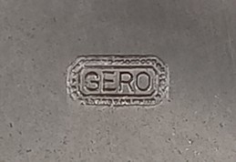 4 groene glazen met Gero onderkant