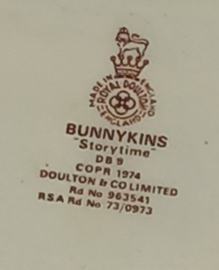 Royal Doulton - Bunnykins Storytime
