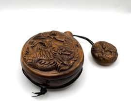 Ronde Japanse inro met draak