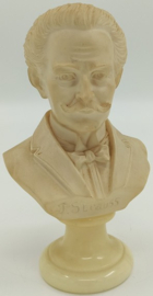 Kleine biscuit buste van J. Strauss
