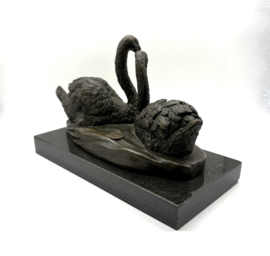 Bronzen sculptuur van 2 zwanen