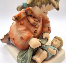 Hummel beeldje 'Schlaf gut / Sleep tight'