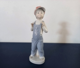 Lladro jongetje met accordeon