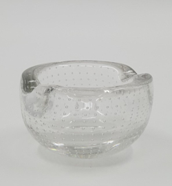 Asbak van spijkerglas