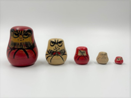 5 kleine Daruma kokeshi poppetjes