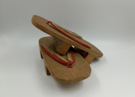 Geta / Japanse slippers van hout