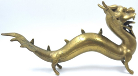 Chinese messing draak