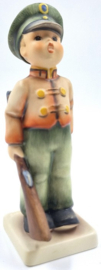 Hummel beeld 'Soldier boy' (groot)
