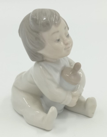 Lladro Nao "Baby with bottle"