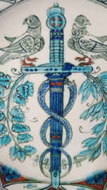 Gedenkbord t.g.v. de opening van het Vredespaleis 1913