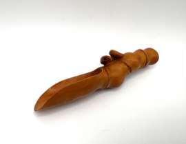 Netsuke theeschep met slang
