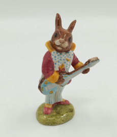 Royal Doulton - Mr. Bunny beat Strumming