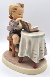 Hummel beeldje 'Little Bookkeeper'