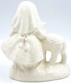 Meisje met lam door Goebel