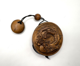 Ronde Japanse inro met draak