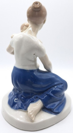 Duits beeldje van moeder en zoon