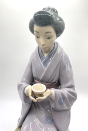 Lladro Geisha, August Moon #5122