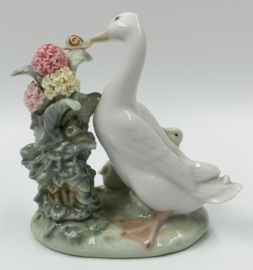 Lladro beeld van moeder eend en haar kroost