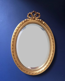 Ovale houten strikspiegel