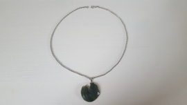 Zilveren ketting met jade hanger