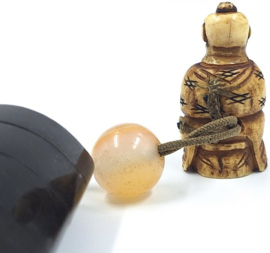 Japanse inro met netsuke