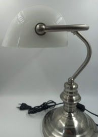 Witte notarislamp
