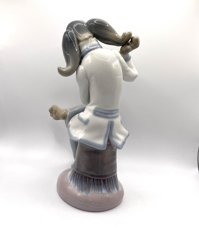 Lladro zingende hond #1155