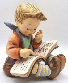 Hummel beeldje 'Der gelehrte / Thoughtful'