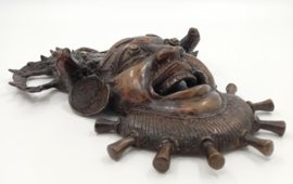 Afrikaans bronzen masker