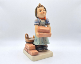 Hummel beeldje 'Der Schwerarbeiter / The builder'
