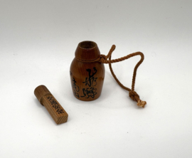 Japans houten sake flesje