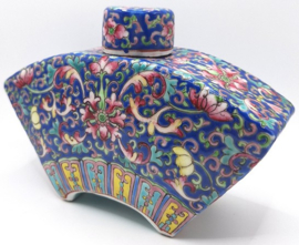 Waaiervormige Qianlong theebus