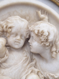 Composiet reliëf cherubijnen