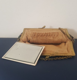 Geborduurd tasje/portemonnee met spiegeltje