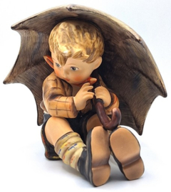 Hummel beeld 'Umbrella boy' (groot)