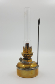 19e eeuwse petroleumlamp