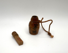 Japans houten sake flesje