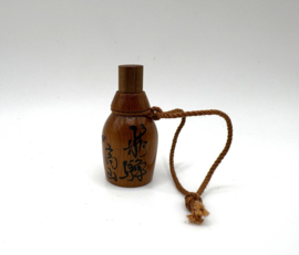 Japans houten sake flesje